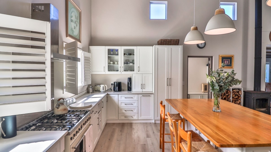 4 Bedroom Property for Sale in Onrus Western Cape